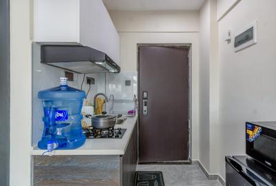 Serviced 1 Bed Apartment with En Suite at Yaya Center