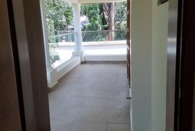 5 Bed Apartment with En Suite in Lavington - 2