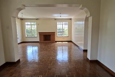 4 Bed Townhouse with En Suite in Kiambu Road - 4