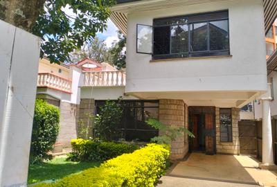 4 Bed Townhouse with En Suite in Lavington - 2