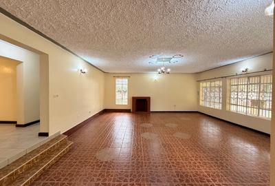 4 Bed House with En Suite in Karen - 3