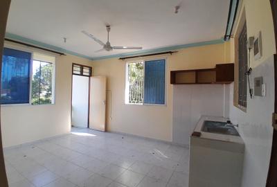 1 Bed Apartment with Borehole at Aljazeera Estate - 2