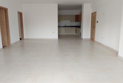 3 Bed Apartment with En Suite at Parklands - 4