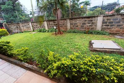 5 Bed House with En Suite in Lavington