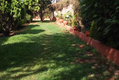 5 Bed Townhouse with En Suite at Muringa Road - 3