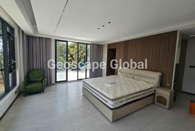 5 Bed Townhouse with En Suite in Lavington - 4