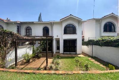 4 Bed Townhouse with En Suite in Kileleshwa