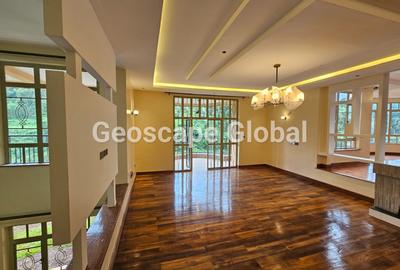 4 Bed House with En Suite in Nyari