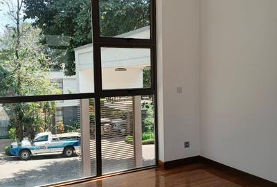 5 Bed Villa with En Suite in Karen - 4