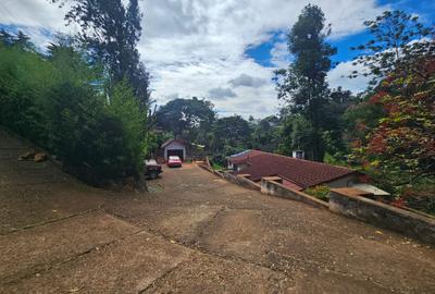 Land in Thigiri