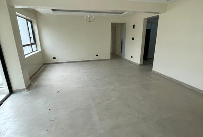 3 Bed Apartment with En Suite in Westlands Area - 2
