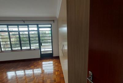 2 Bed Apartment with En Suite in Kileleshwa - 3