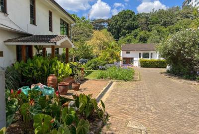 2 Bed Townhouse with Garden in Kileleshwa