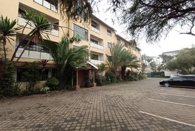 Furnished 2 Bed Apartment with En Suite at Parklands