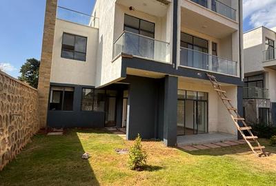 6 Bed House with En Suite at 00502