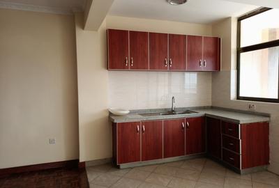 3 Bed Apartment with En Suite at Kilimani Estate