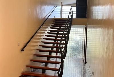 4 Bed House with En Suite in Runda - 4