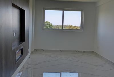 5 Bed Apartment with En Suite at Off General Mathenge - 4