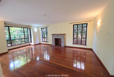 5 Bed Townhouse with Swimming Pool in Runda