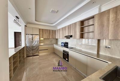 3 Bed Apartment with En Suite at Brookside Drive - 3