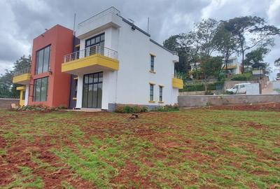 5 Bed House with En Suite at Kararapon Road ( Mutero)