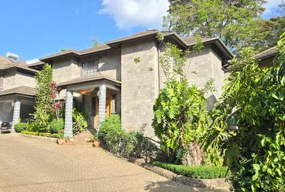 5 Bed Townhouse with En Suite at Peponi Road - 4