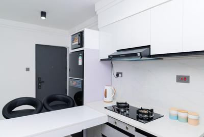 Serviced 1 Bed Apartment with Gym at Kindaruma Road - 4