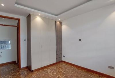 4 Bed Townhouse with En Suite at Rhapta Road - 4