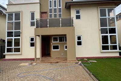 4 Bed Townhouse with En Suite in Kiambu Road
