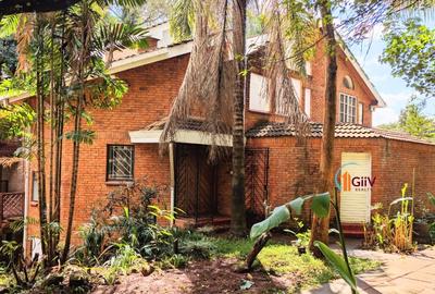 4 Bed Townhouse with Garden in Westlands Area