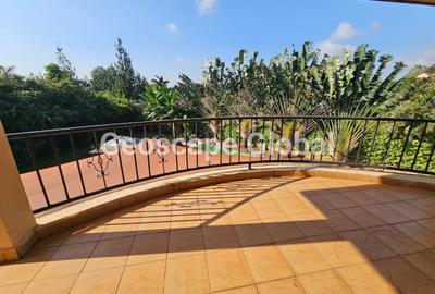 4 Bed House with En Suite in Runda