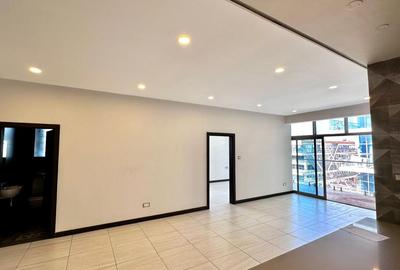 2 Bed Apartment with En Suite in Westlands Area
