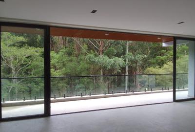 4 Bed Apartment in Westlands Area - 2