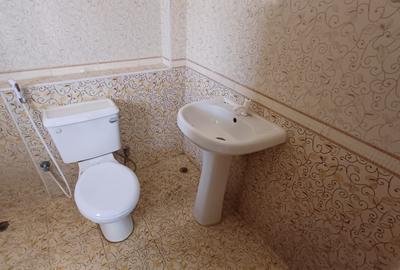 3 Bed Apartment with En Suite at Green Wood Drive - 3