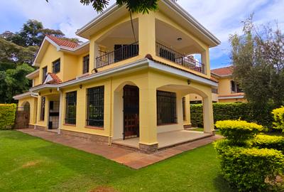 5 Bed Townhouse with En Suite at Lavington