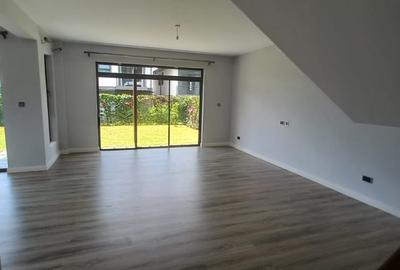 4 Bed Townhouse with En Suite in Runda - 3