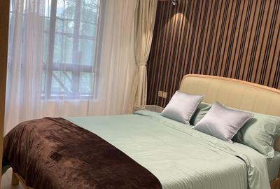 4 Bed Apartment with En Suite at Near Royal Golf Club - 2