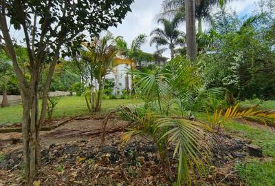 4 Bed House with En Suite in Runda - 2