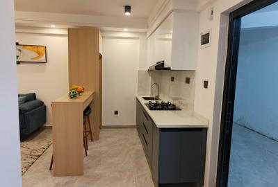 1 Bed Apartment with En Suite at Lavington - 3