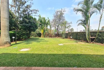 4 Bed Townhouse in Ridgeways - 3