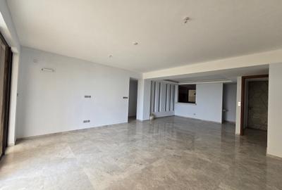 3 Bed Apartment with En Suite in Nyali Area