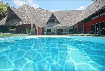 9 Bed Villa with En Suite at Malindi