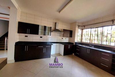 5 Bed Townhouse with En Suite at Eldama Ravine