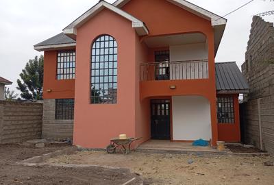 4 Bed House with En Suite in Kitengela