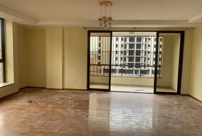 3 Bed Apartment with En Suite in Kilimani