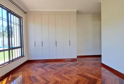 5 Bed Villa with En Suite in Loresho