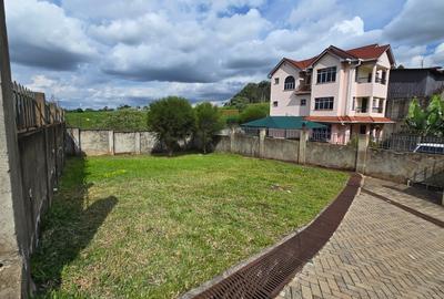 4 Bed House with En Suite in Ruaka