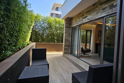 1 Bed Apartment with En Suite in Nyari - 2