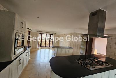 5 Bed House with En Suite in Gigiri - 2