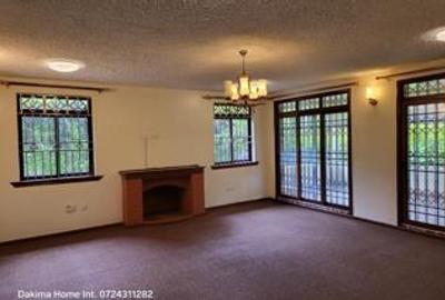 5 Bed Townhouse with En Suite in Lower Kabete